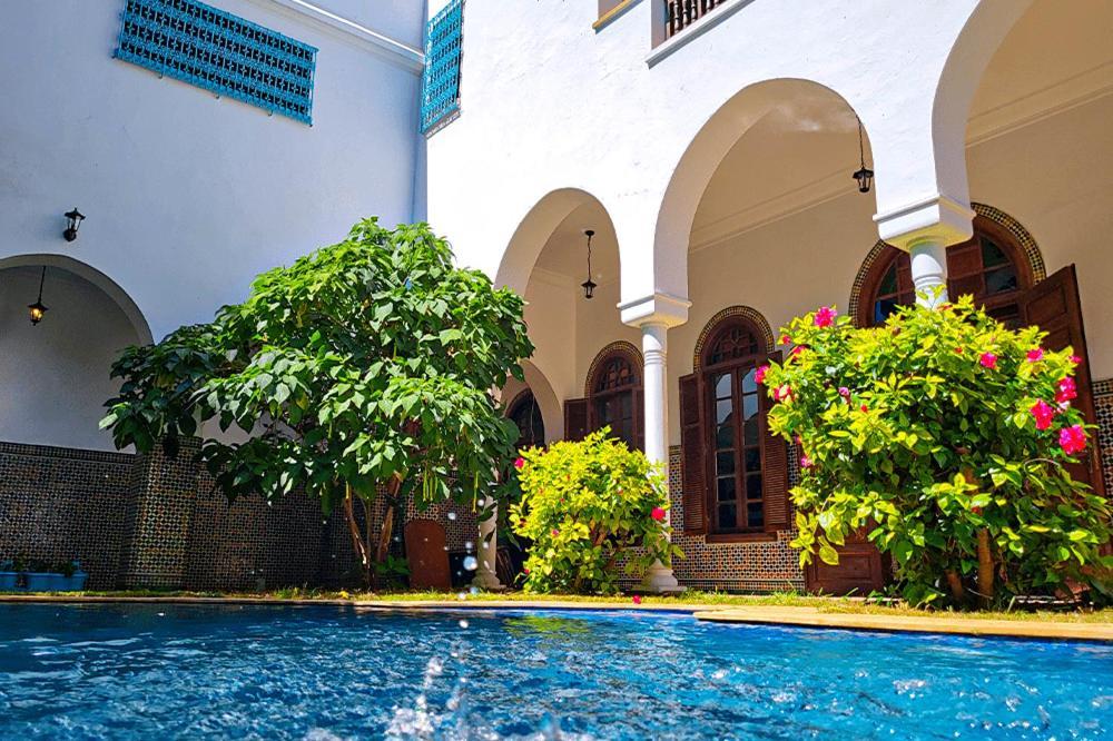 Tazi Riad Casa Blanca